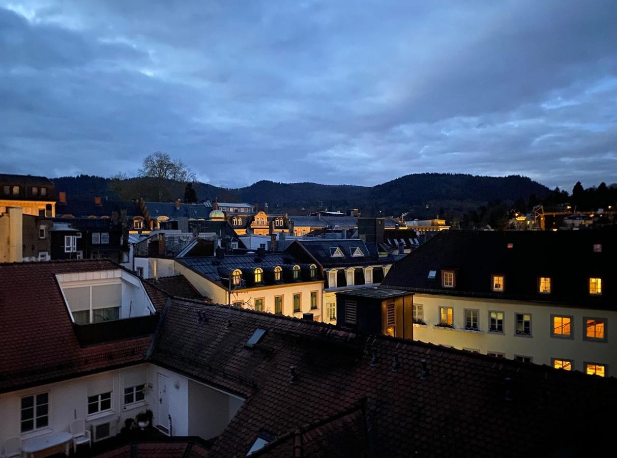 Hotel Rathausgloeckel Baden-Baden Bagian luar foto