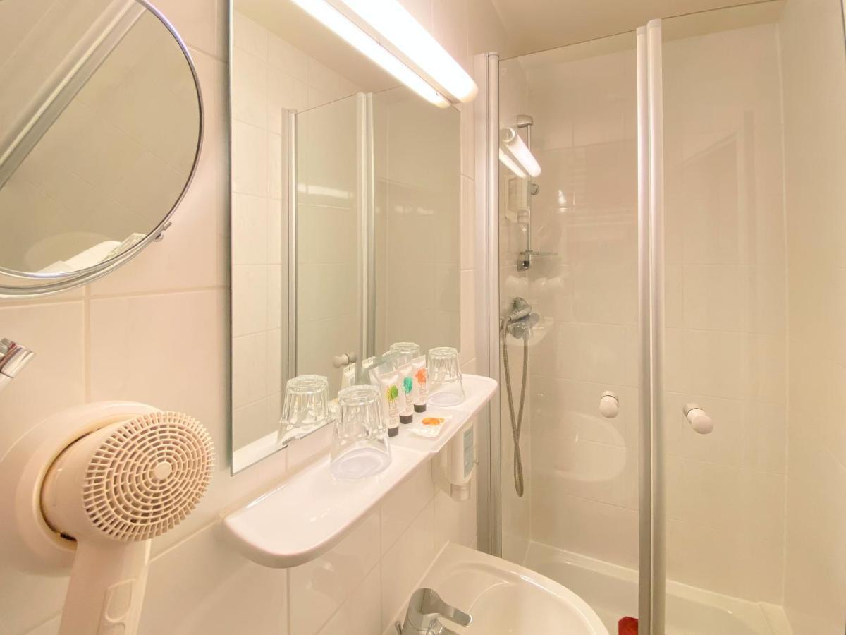 Hotel Rathausgloeckel Baden-Baden Bagian luar foto