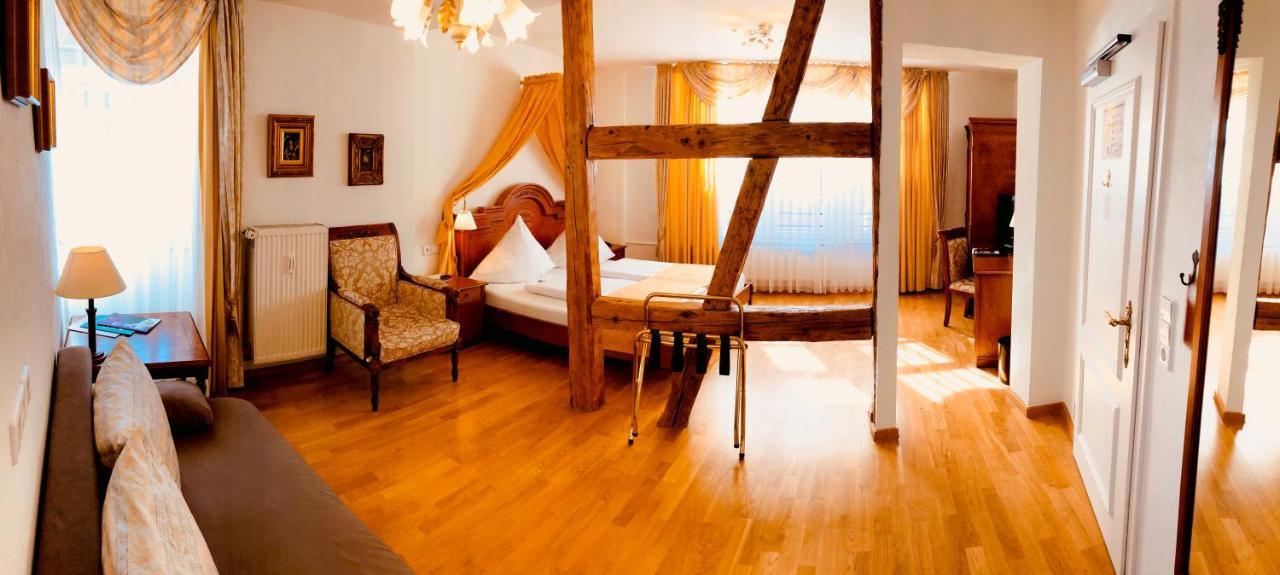 Hotel Rathausgloeckel Baden-Baden Bagian luar foto