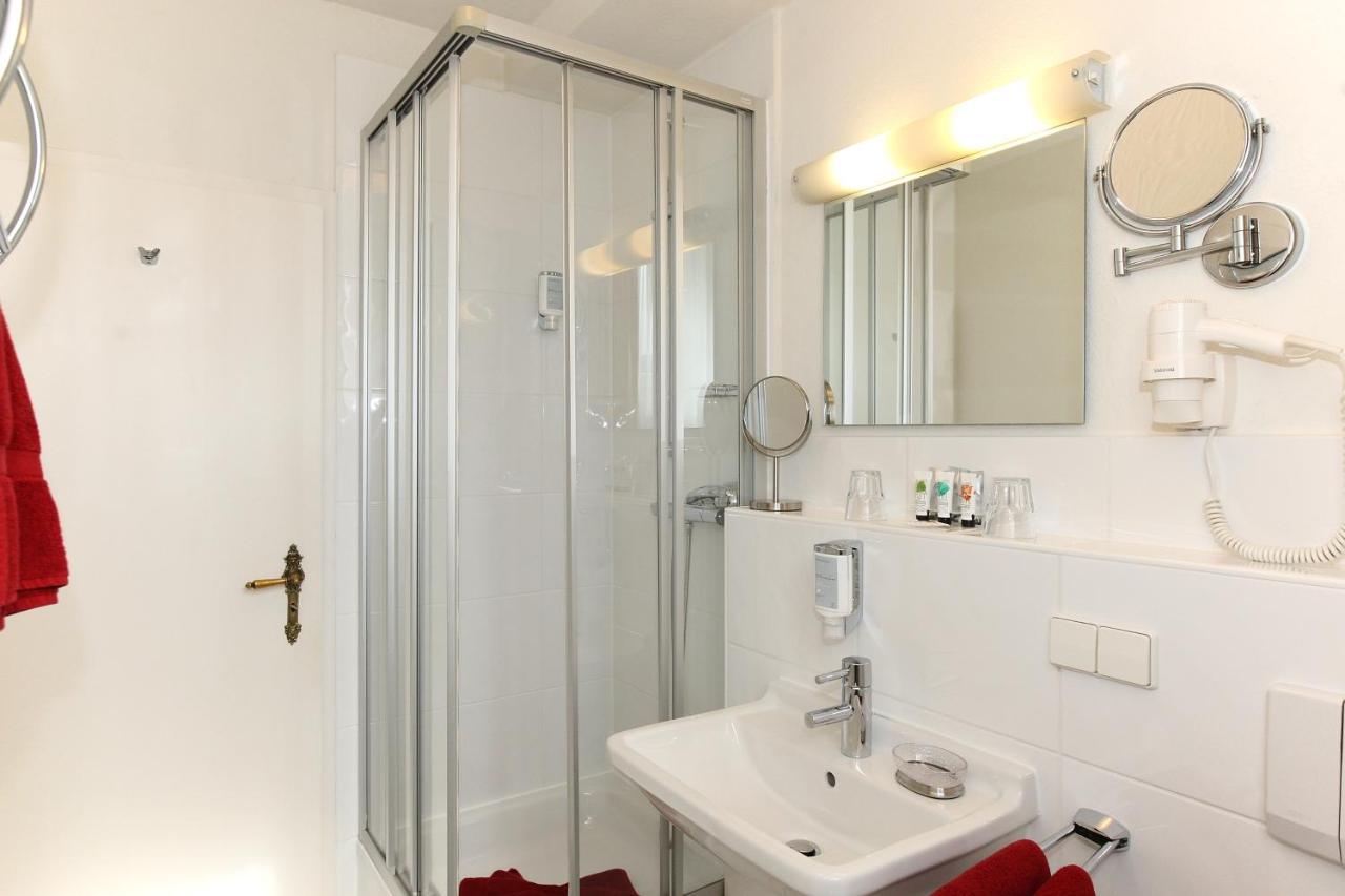 Hotel Rathausgloeckel Baden-Baden Bagian luar foto