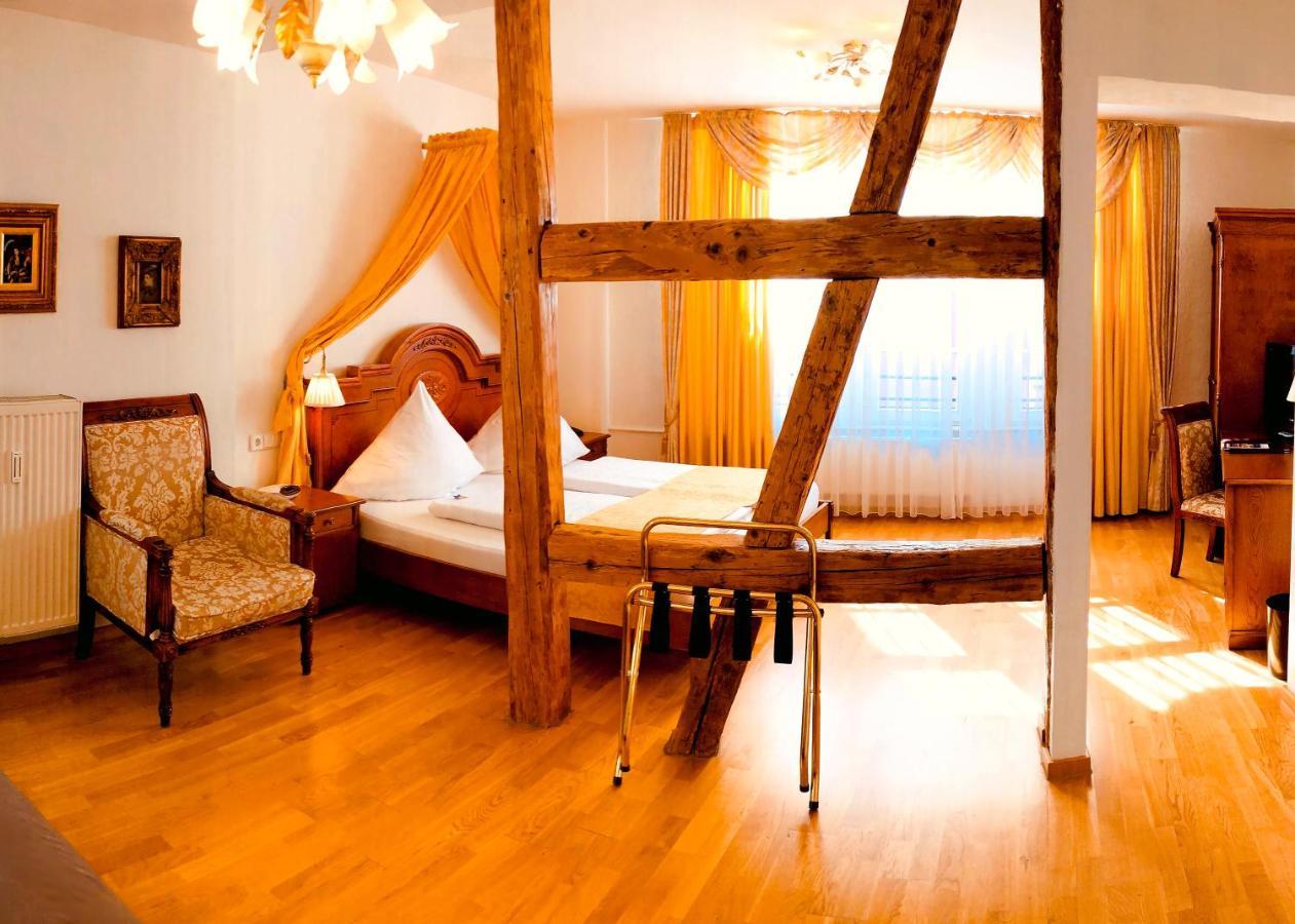 Hotel Rathausgloeckel Baden-Baden Bagian luar foto